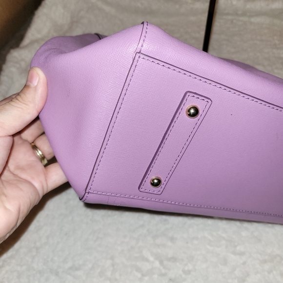 Beautiful purple Dooney and Bourke purse - Picture 8 of 8